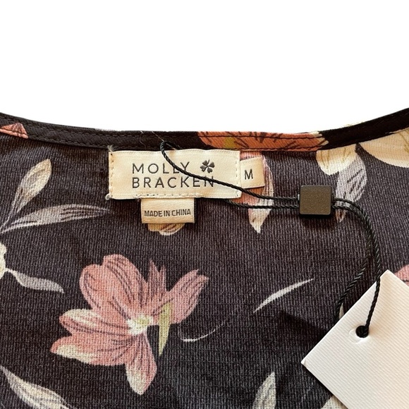 Molly Bracken NWT Floral Dress Cream/ Pink Accents-Bell Sleeves-Size Medium - Picture 9 of 11